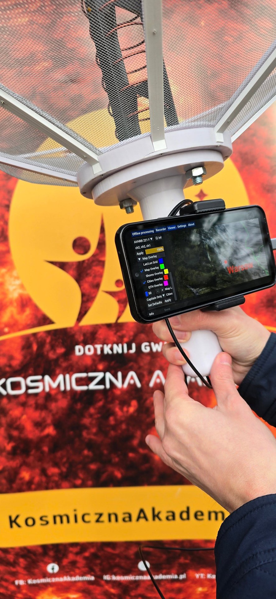 Mocowanie smartfona i tor zasilania USB-OTG